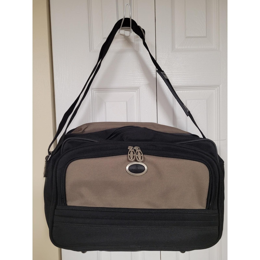 Atlantic Luggage Carry On Land/Sea Travel Bag Black/Tan Laptop Shoulder Bag
